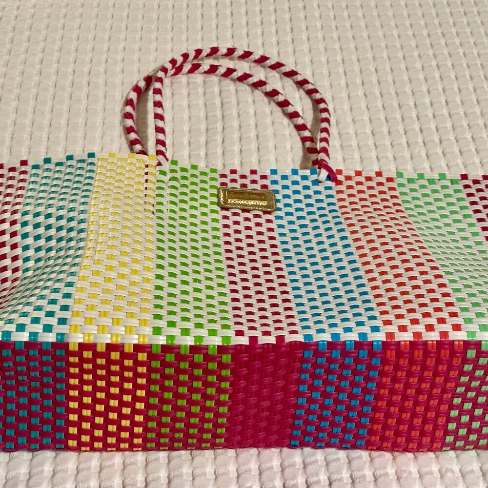 New LILLY PULITZER Woven Plastic Beach Tote Multicolor 15”x10”x5” Easy to Clean! - Picture 4 of 6